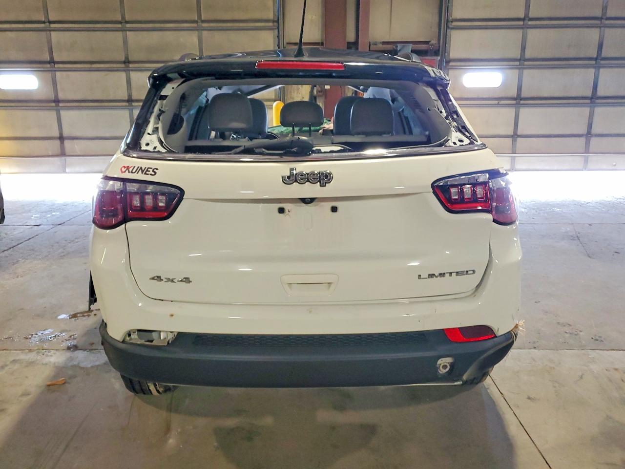 3C4NJDCB1JT231680 · 2018 JEEP COMPASS · 6/13