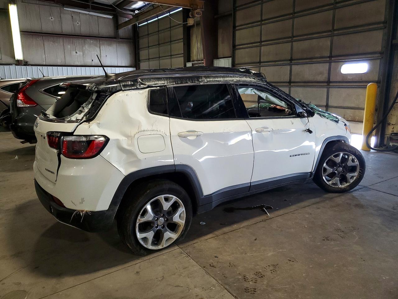 3C4NJDCB1JT231680 · 2018 JEEP COMPASS · 3/13