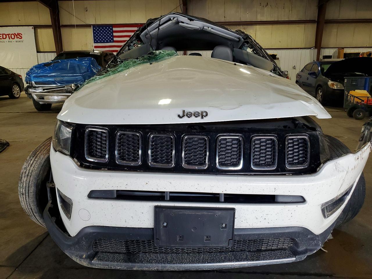 3C4NJDCB1JT231680 · 2018 JEEP COMPASS · 5/13