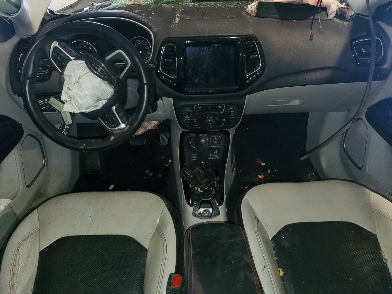 3C4NJDCB1JT231680 · 2018 JEEP COMPASS · 8/13