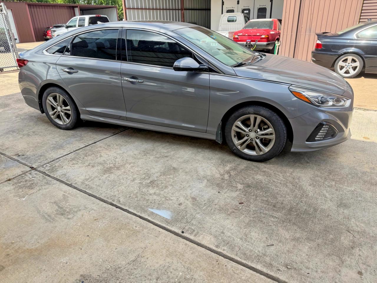 5NPE34AF8KH762375 · 2019 HYUNDAI SONATA