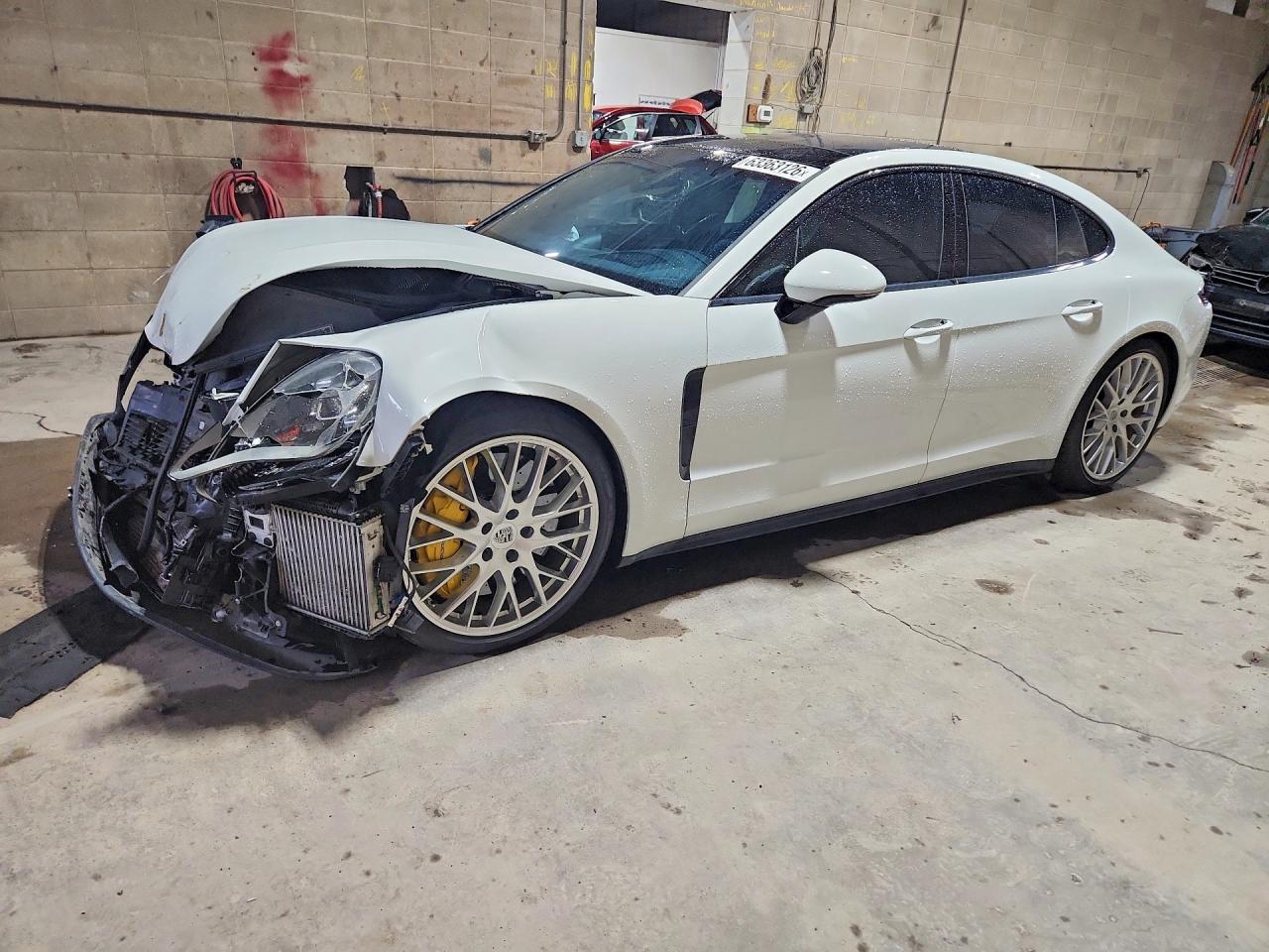 WP0AB2A73KL128112 · 2019 PORSCHE PANAMERA