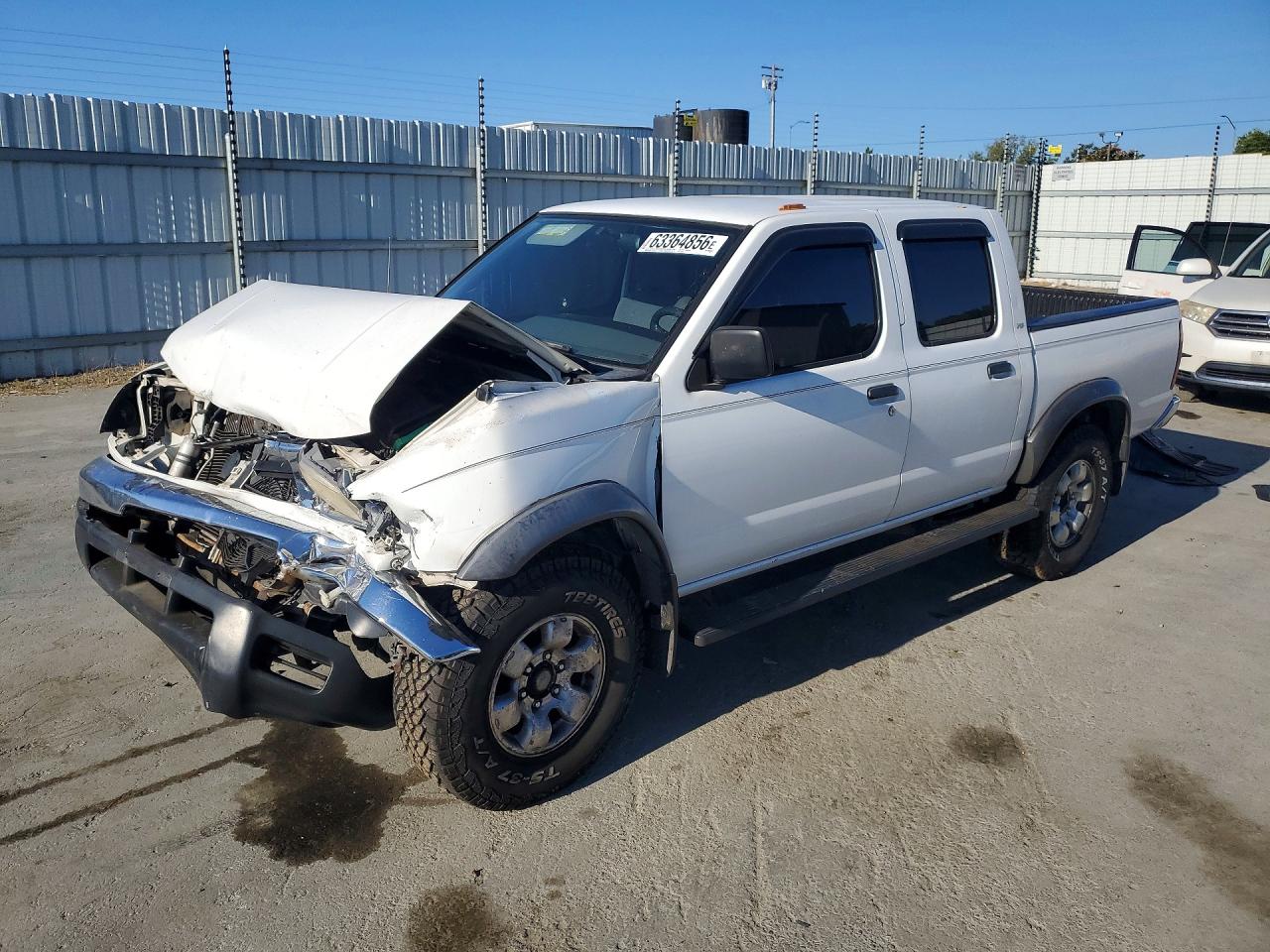 1N6ED27T4YC347232 · 2000 NISSAN FRONTIER