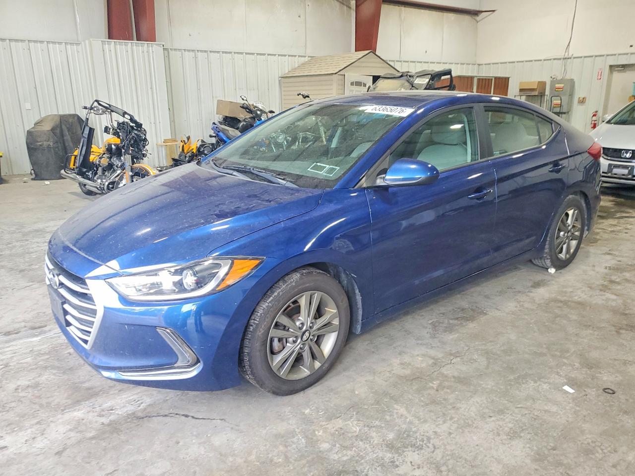 5NPD84LFXJH360592 · 2018 HYUNDAI ELANTRA