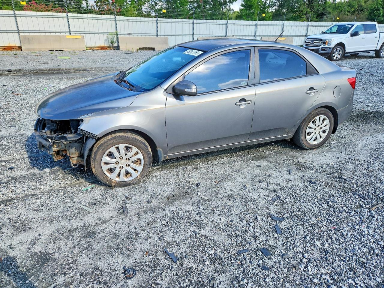 KNAFU4A25A5862329 · 2010 KIA FORTE