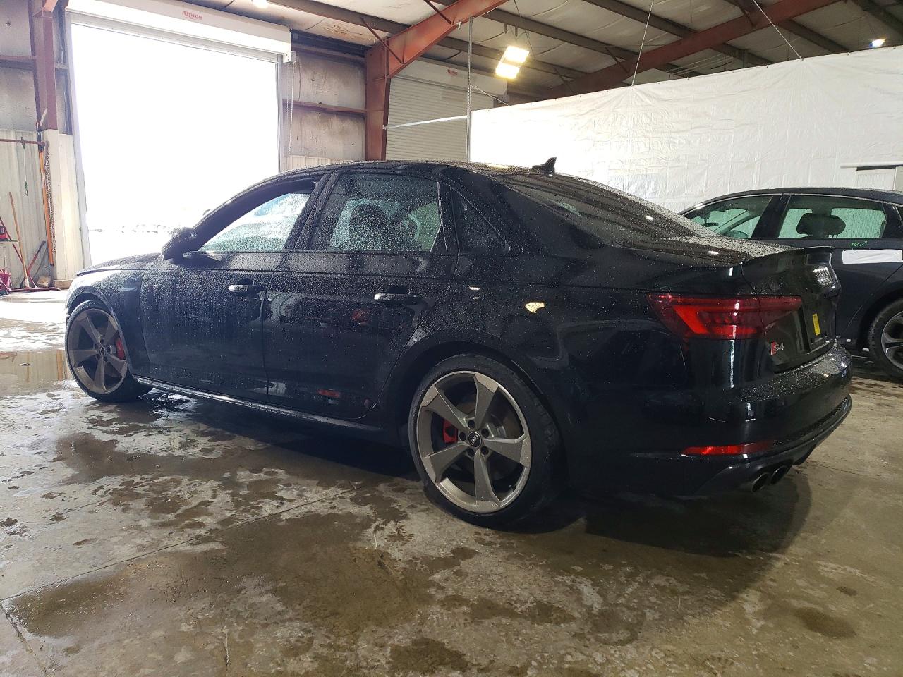 WAUB4AF43KA114677 · 2019 AUDI S4 · 2/13