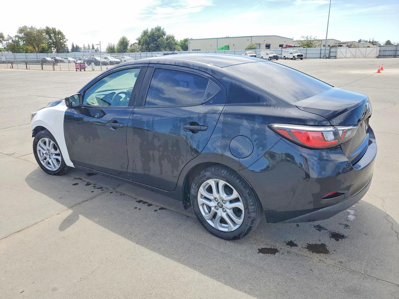 3MYDLBYV9HY160546 · 2017 TOYOTA YARIS IA · 2/12