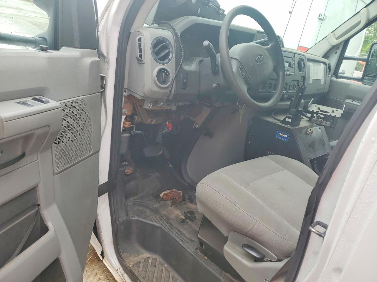 1FDXE4FS4HDC32407 · 2017 FORD ECONOLINE · 8/12