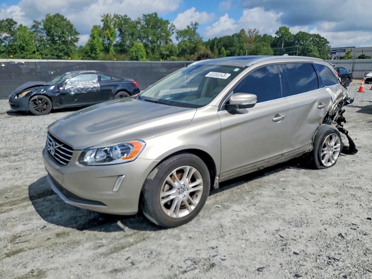 YV440MDK6G2896286 · 2016 VOLVO XC60