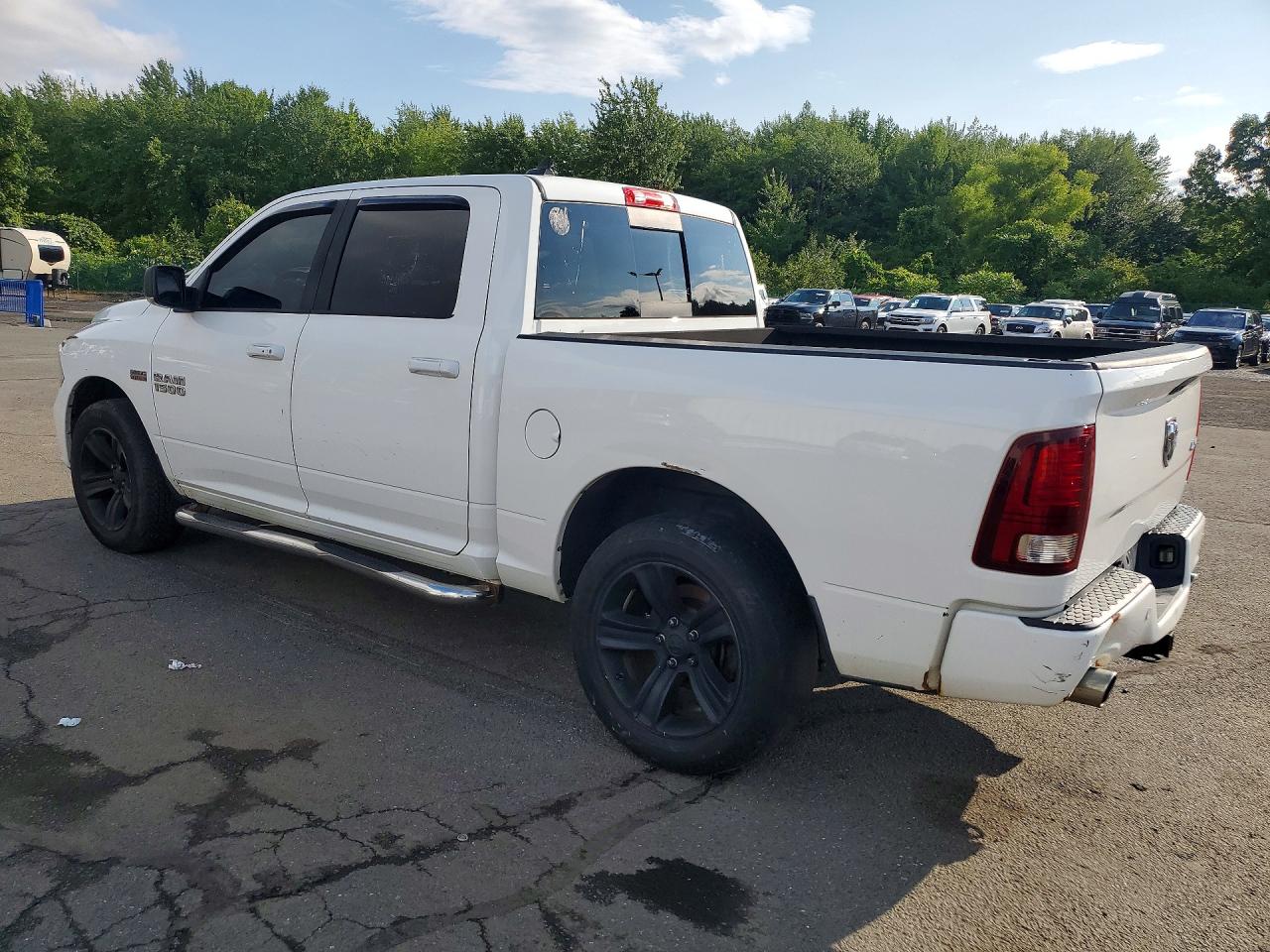 1C6RR7MT6FS558353 · 2015 RAM 1500 · 2/12