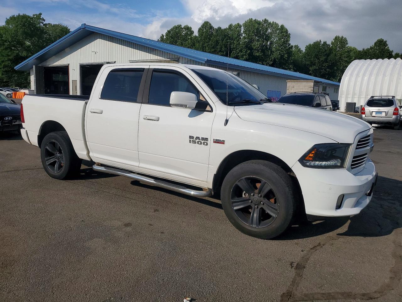 1C6RR7MT6FS558353 · 2015 RAM 1500 · 4/12