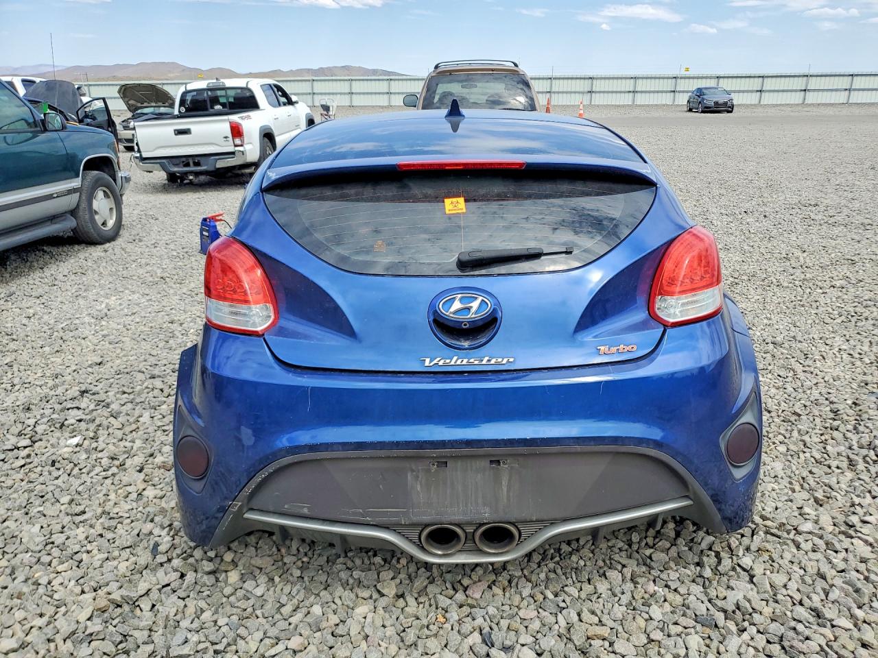 KMHTC6AE7GU291998 · 2016 HYUNDAI VELOSTER · 6/12