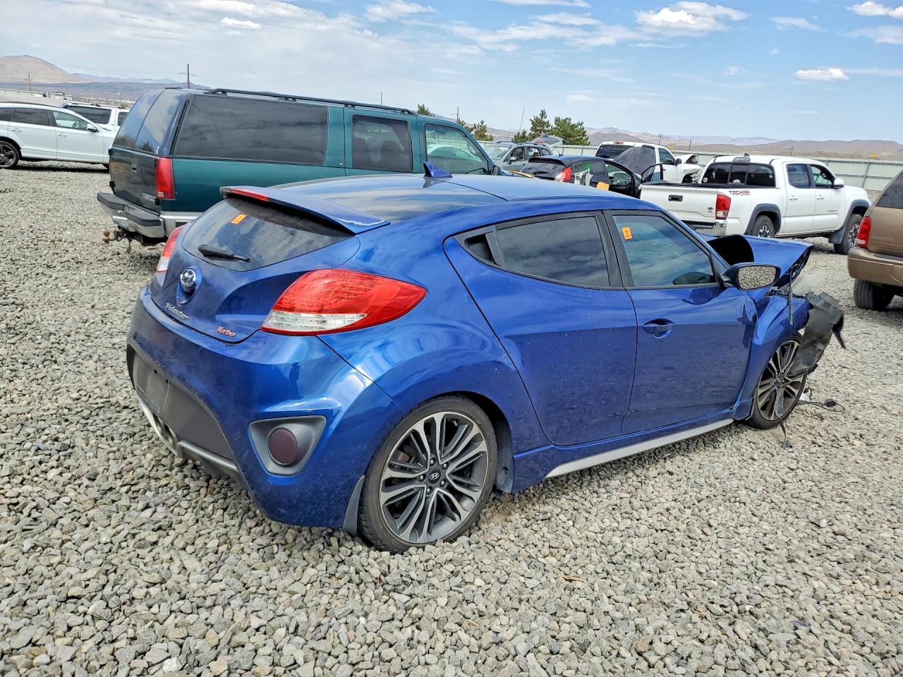 KMHTC6AE7GU291998 · 2016 HYUNDAI VELOSTER · 3/12