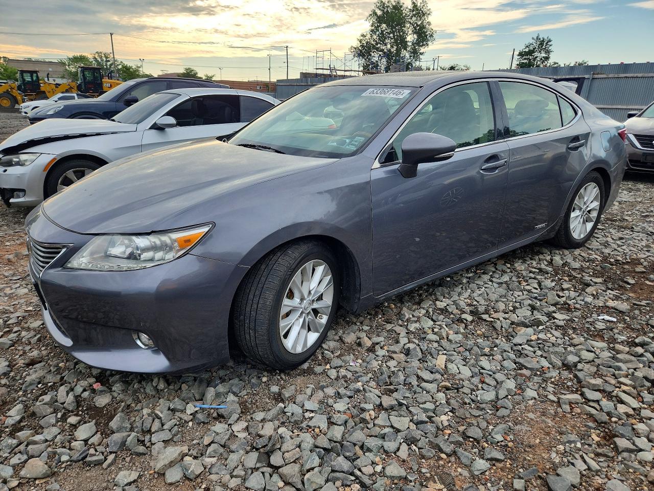 JTHBW1GG6F2080416 · 2015 LEXUS ES