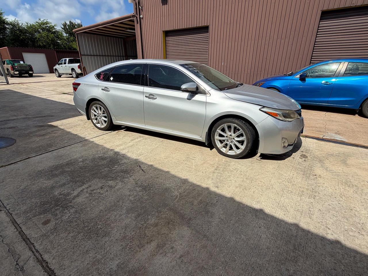 4T1BK1EBXEU123533 · 2014 TOYOTA AVALON