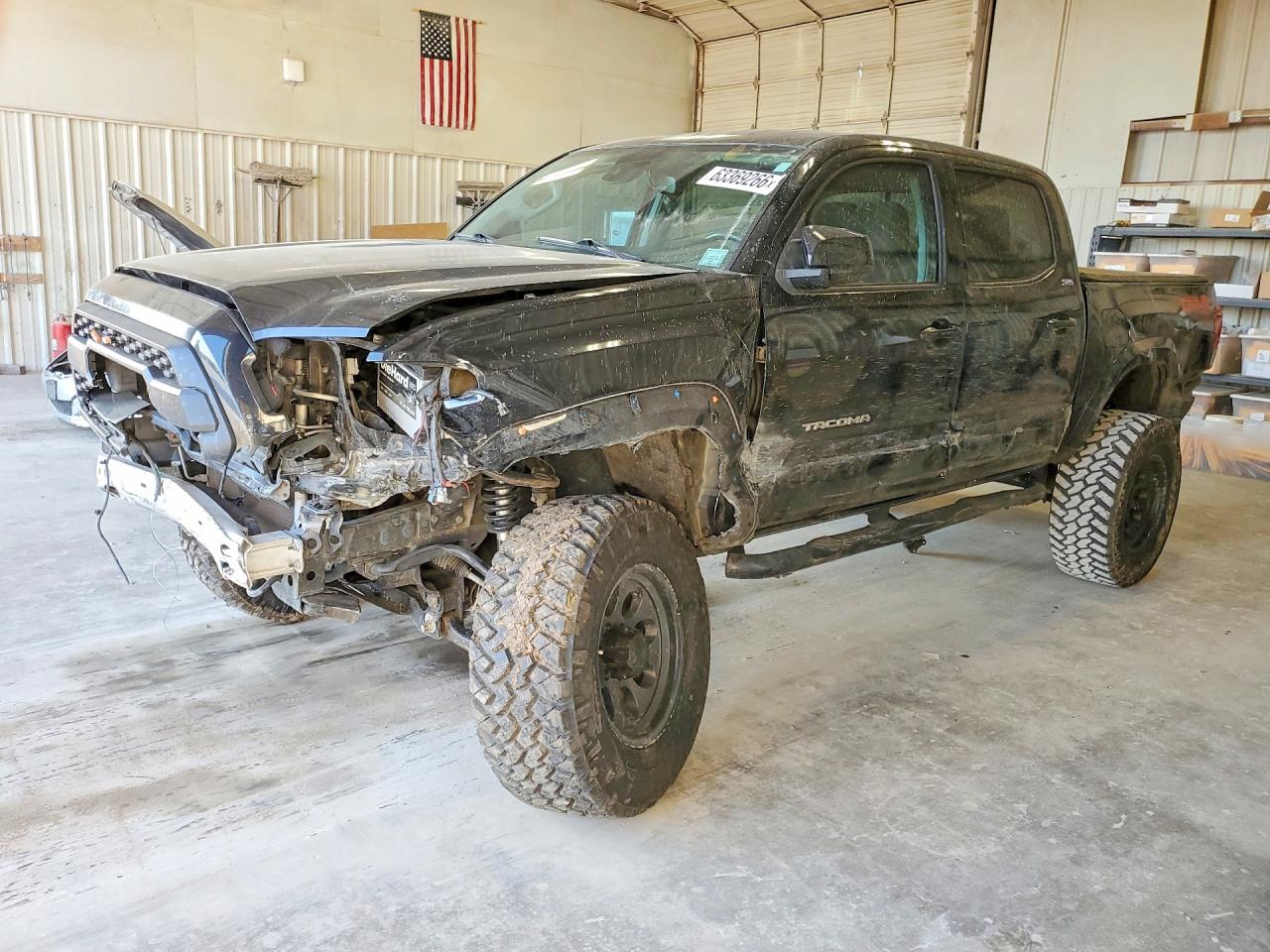 3TMCZ5AN7KM253469 · 2019 TOYOTA TACOMA