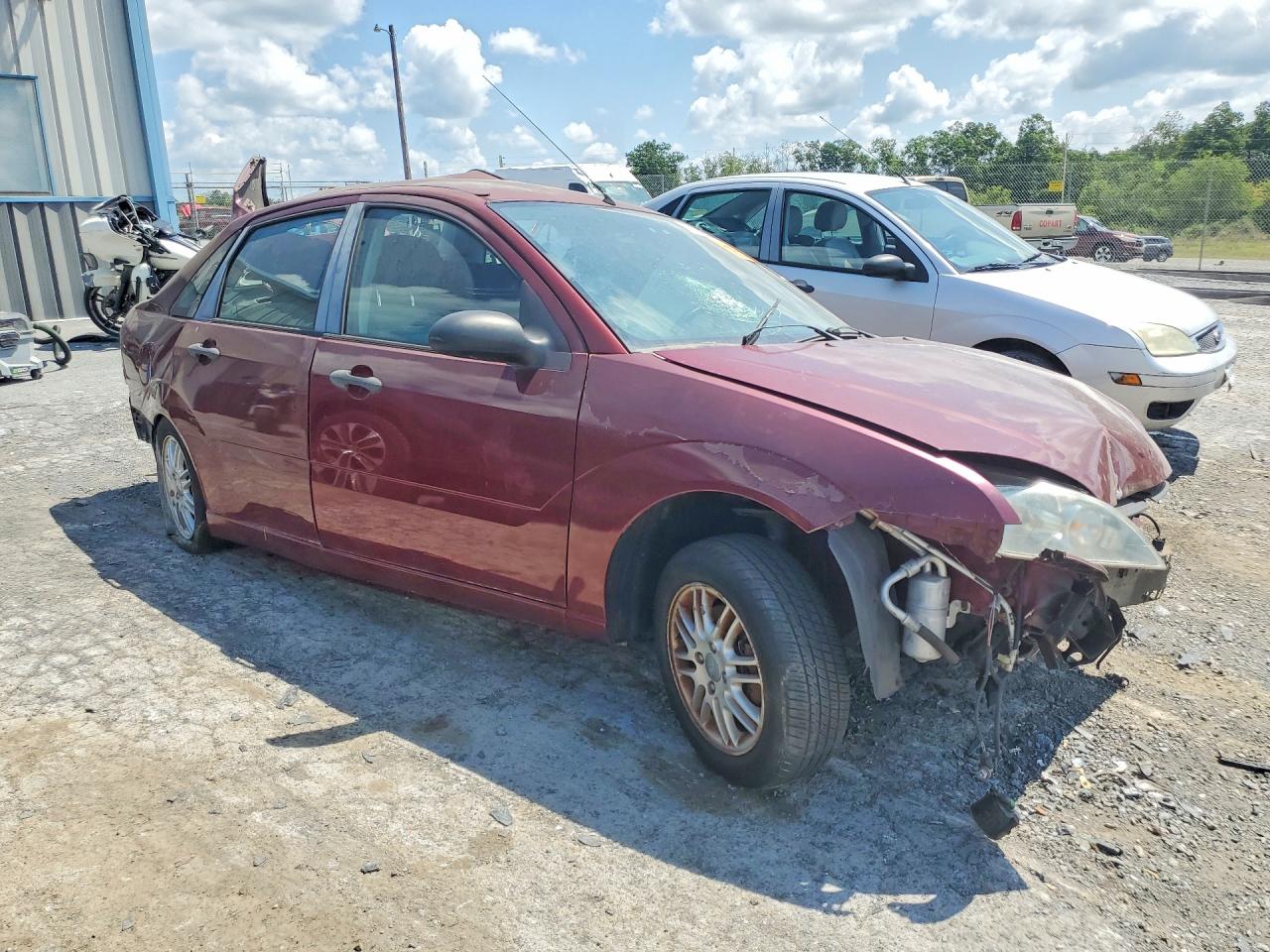 1FAHP34NX7W247786 · 2007 FORD FOCUS · 4/12