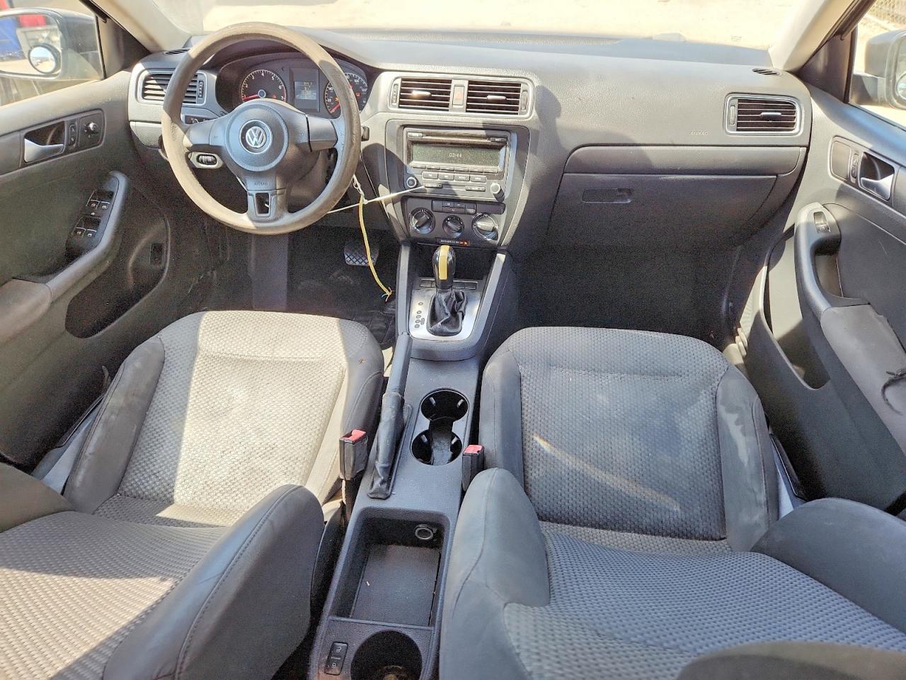 3VW2K7AJ7CM394288 · 2012 VOLKSWAGEN JETTA · 8/13