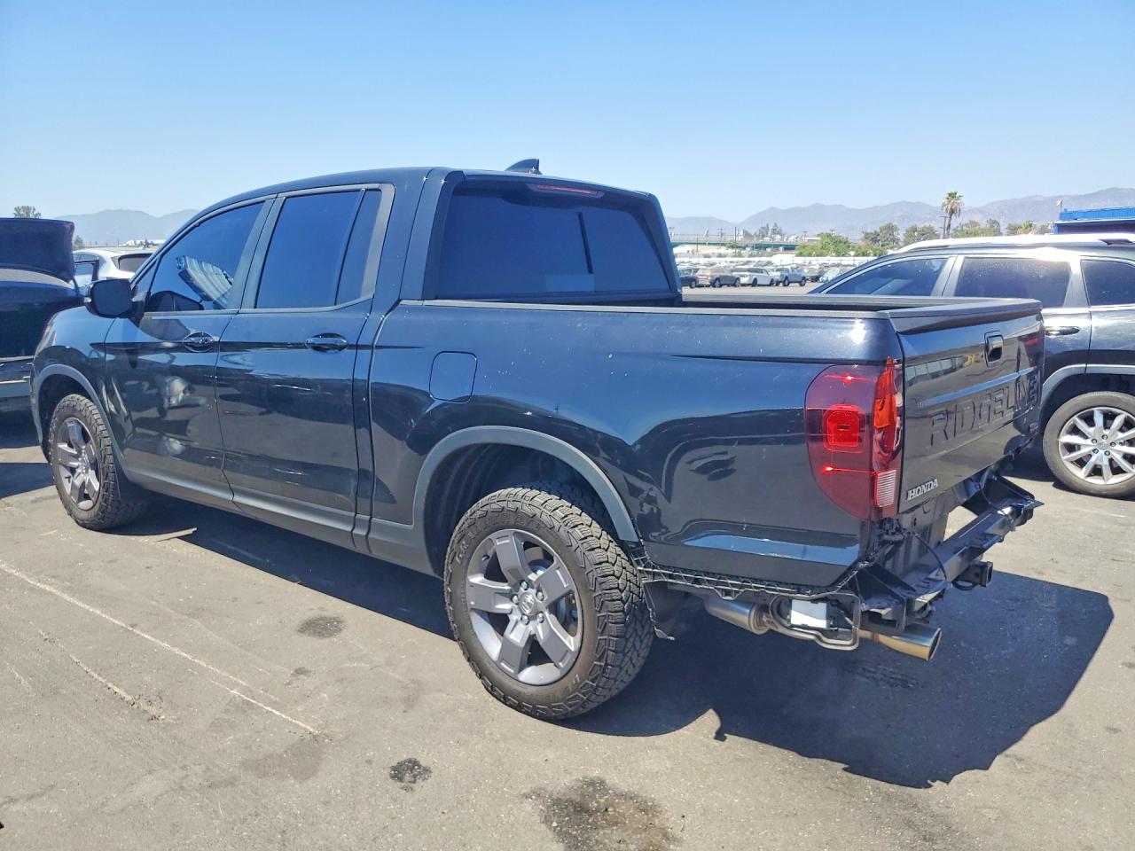 5FPYK3F6XRB025780 · 2024 HONDA RIDGELINE · 2/13