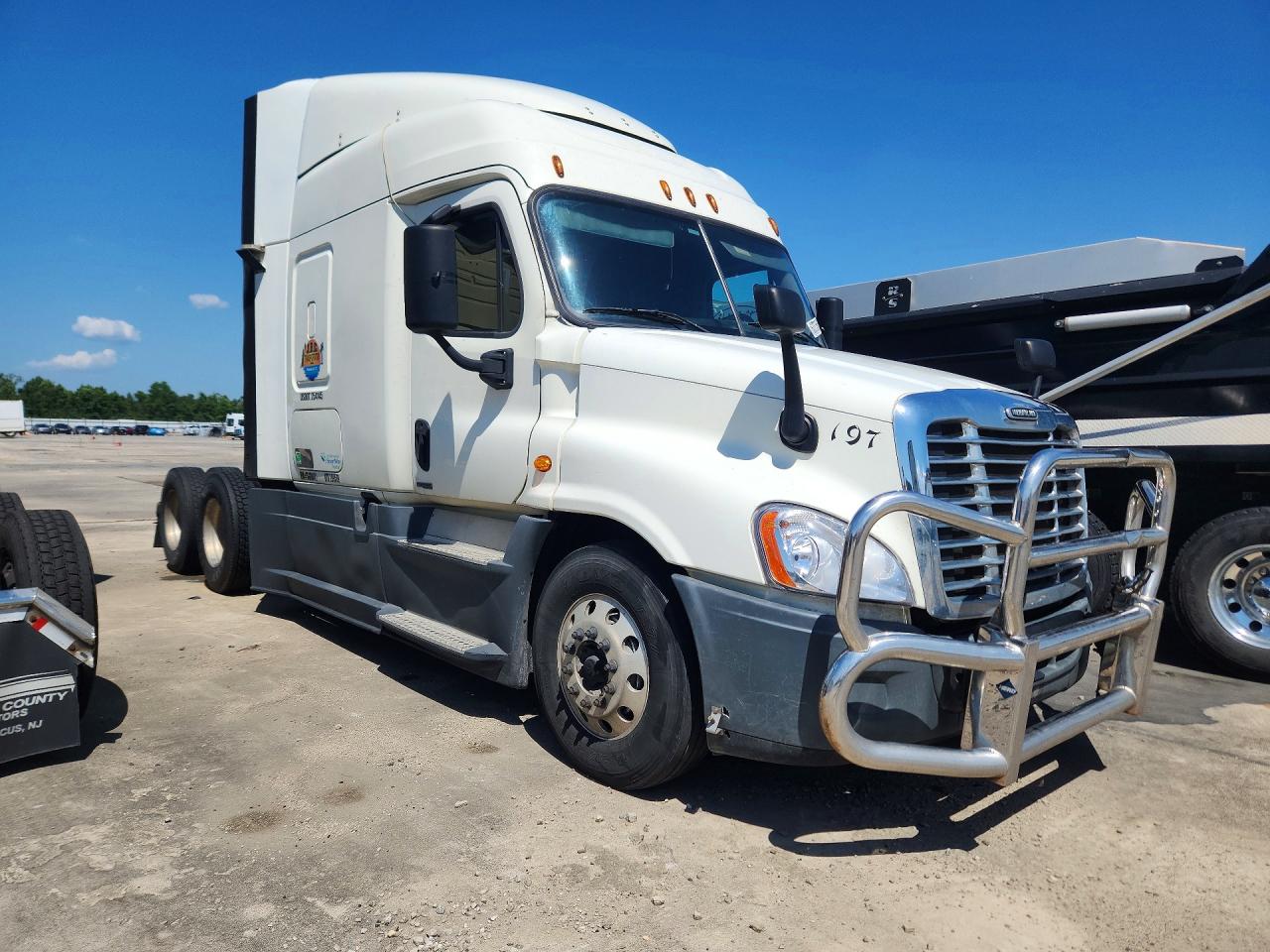 3AKJGLD53FSGR0471 · 2015 FREIGHTLINER CASCADIA · 4/13