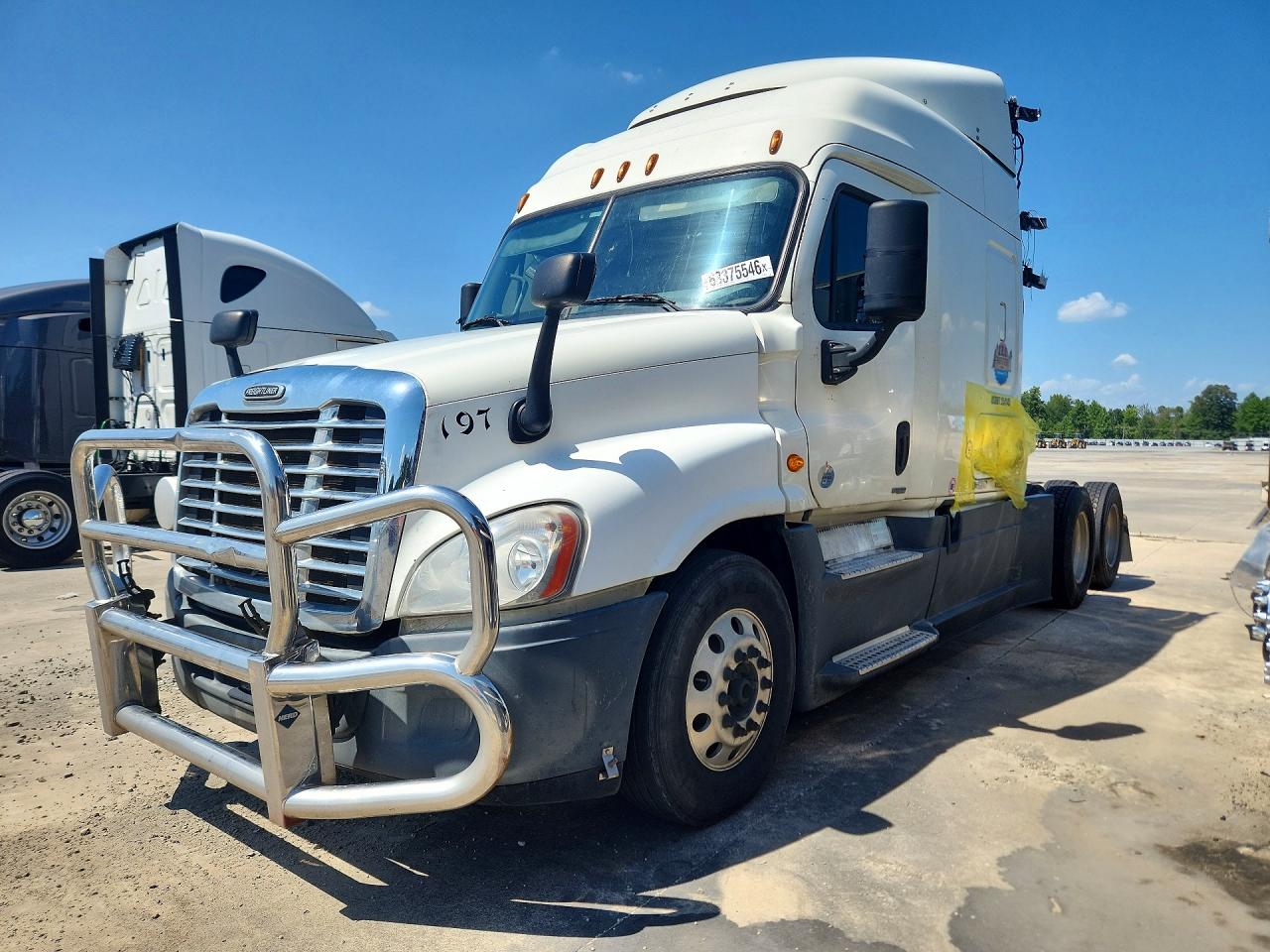 2015 FREIGHTLINER CASCADIA