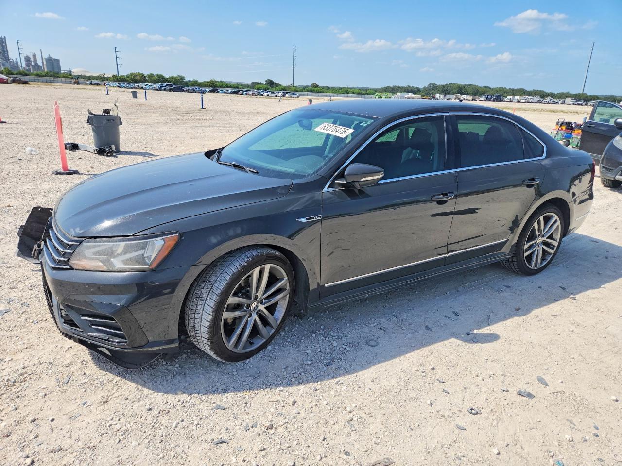 1VWDT7A32HC084100 · 2017 VOLKSWAGEN PASSAT