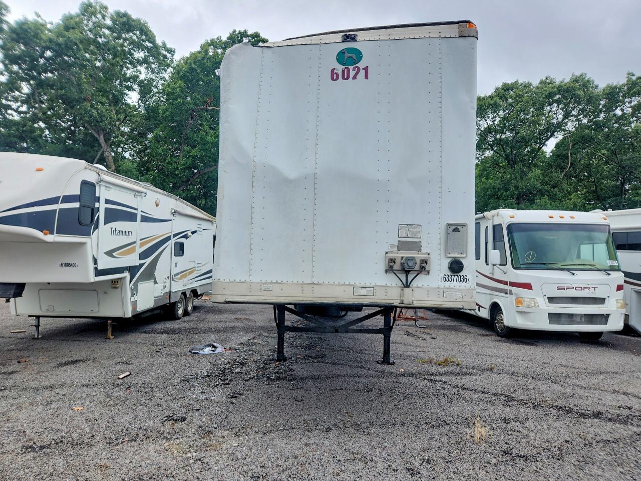 1GRAA0622CT568656 · 2012 GREAT DANE TRAILERS · 5/8