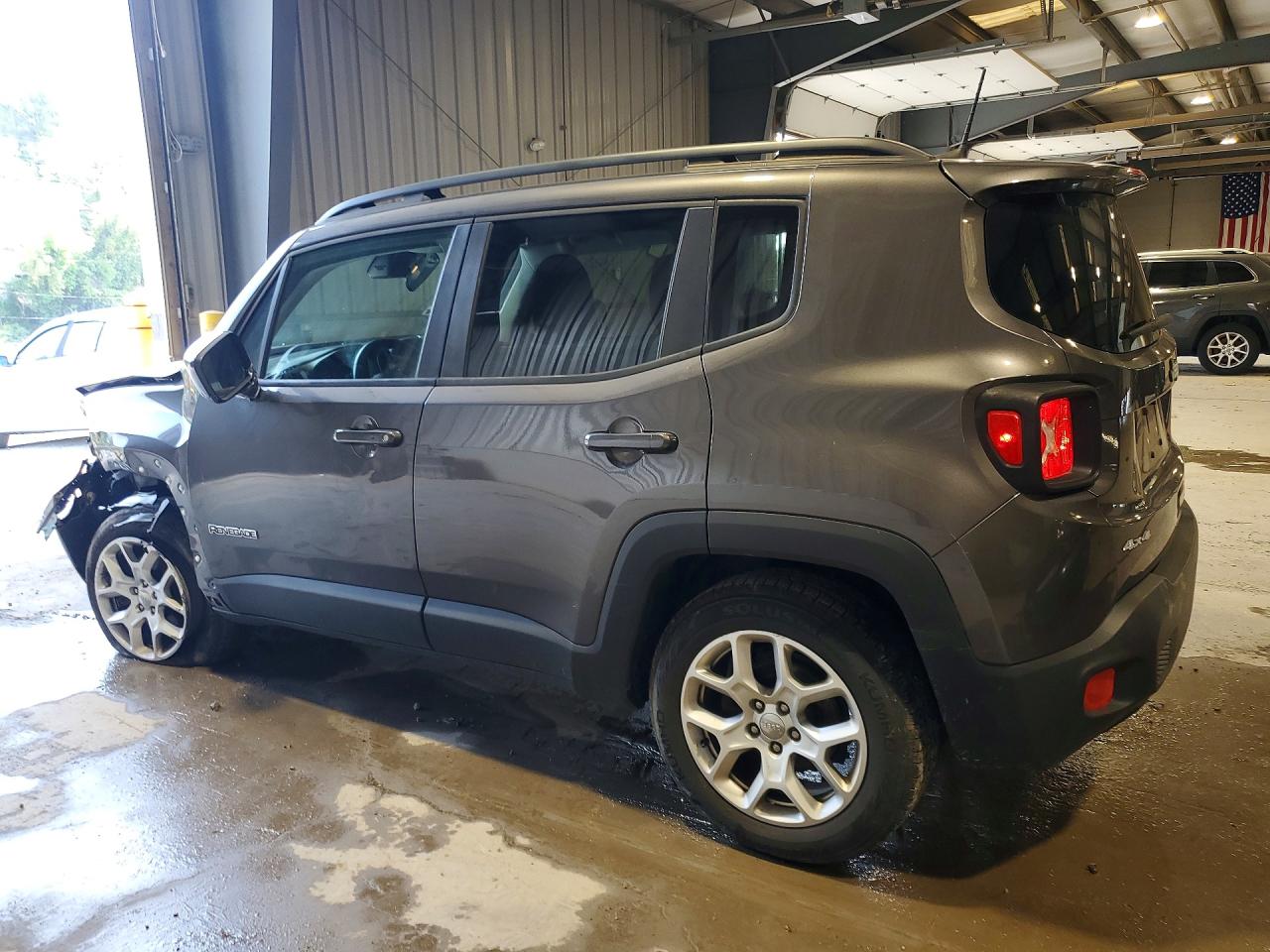 ZACCJBBB1JPH39510 · 2018 JEEP RENEGADE · 2/13