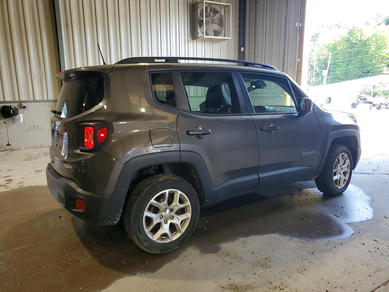 ZACCJBBB1JPH39510 · 2018 JEEP RENEGADE · 3/13