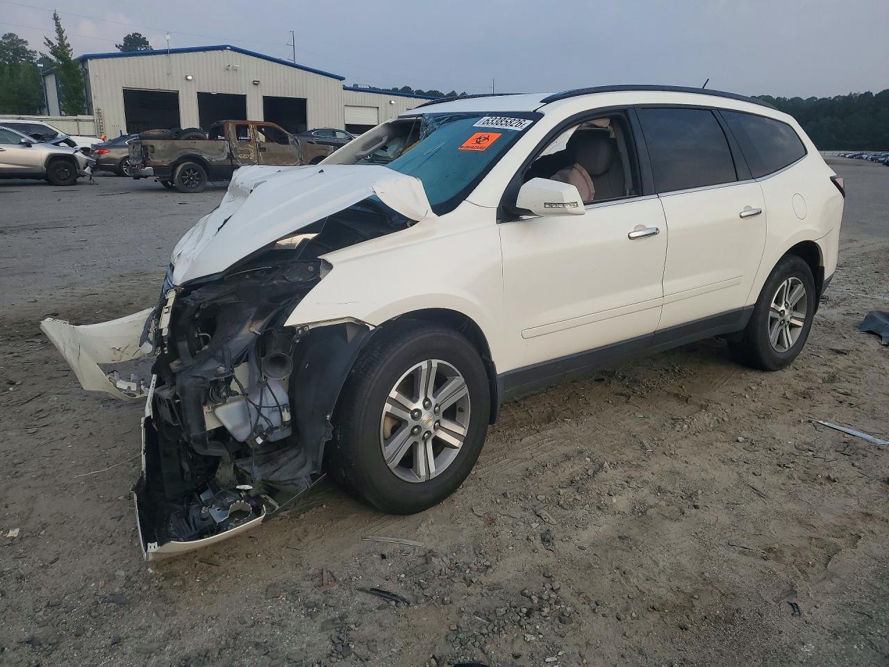 1GNKRHKD5FJ194760 · 2015 CHEVROLET TRAVERSE