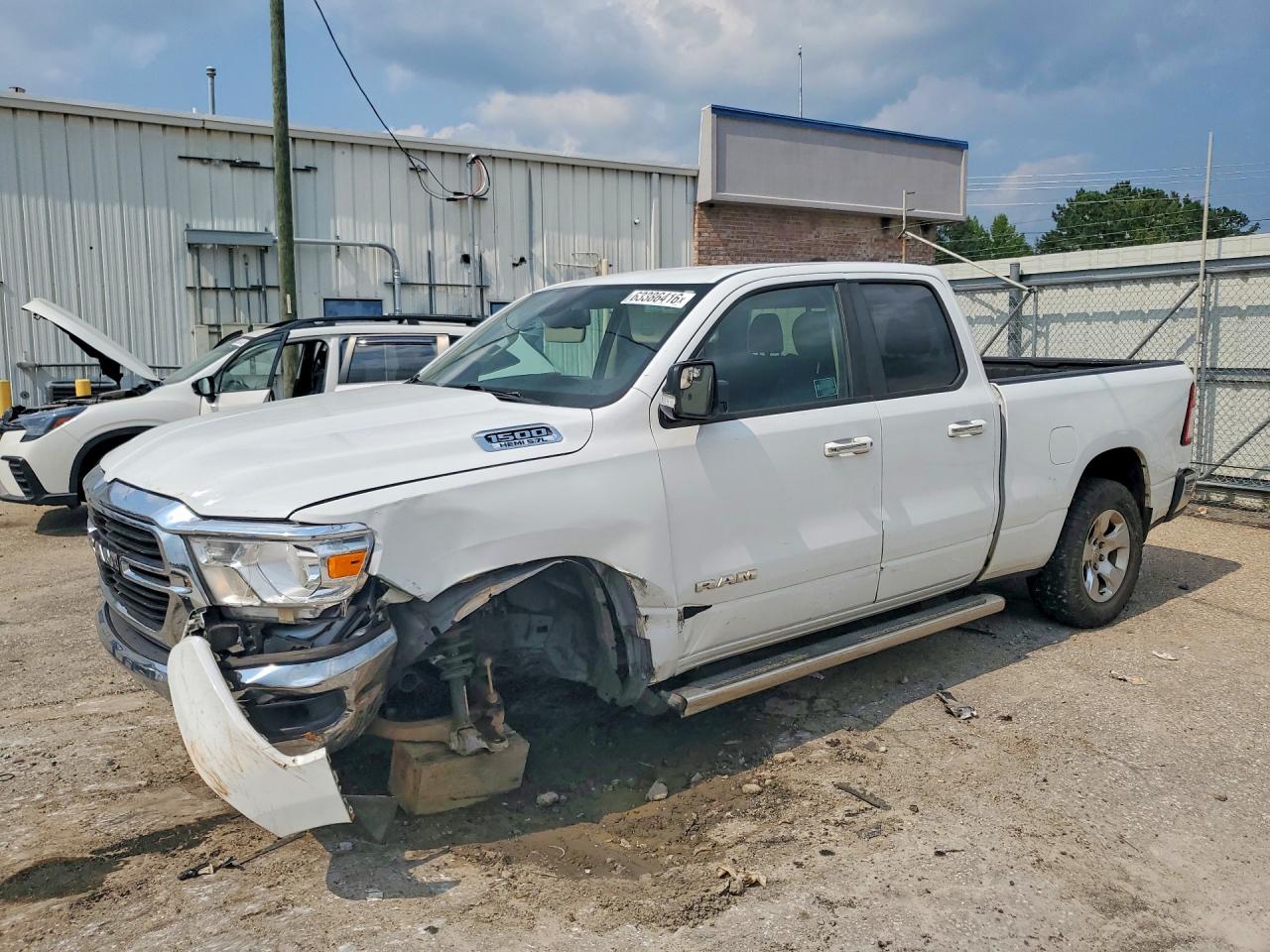 1C6RREBT4KN616928 · 2019 RAM 1500