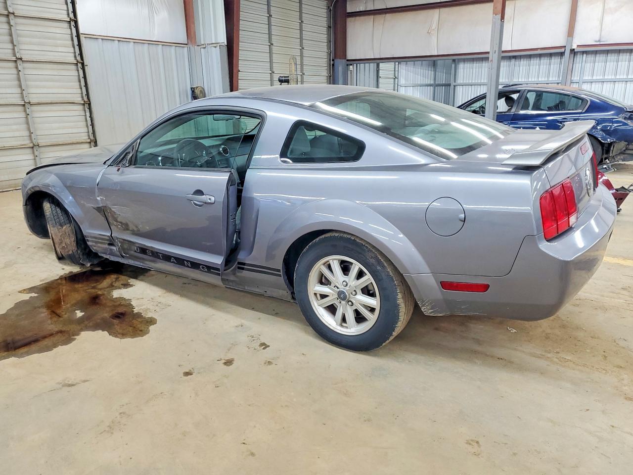1ZVFT80N665227178 · 2006 FORD MUSTANG · 2/12