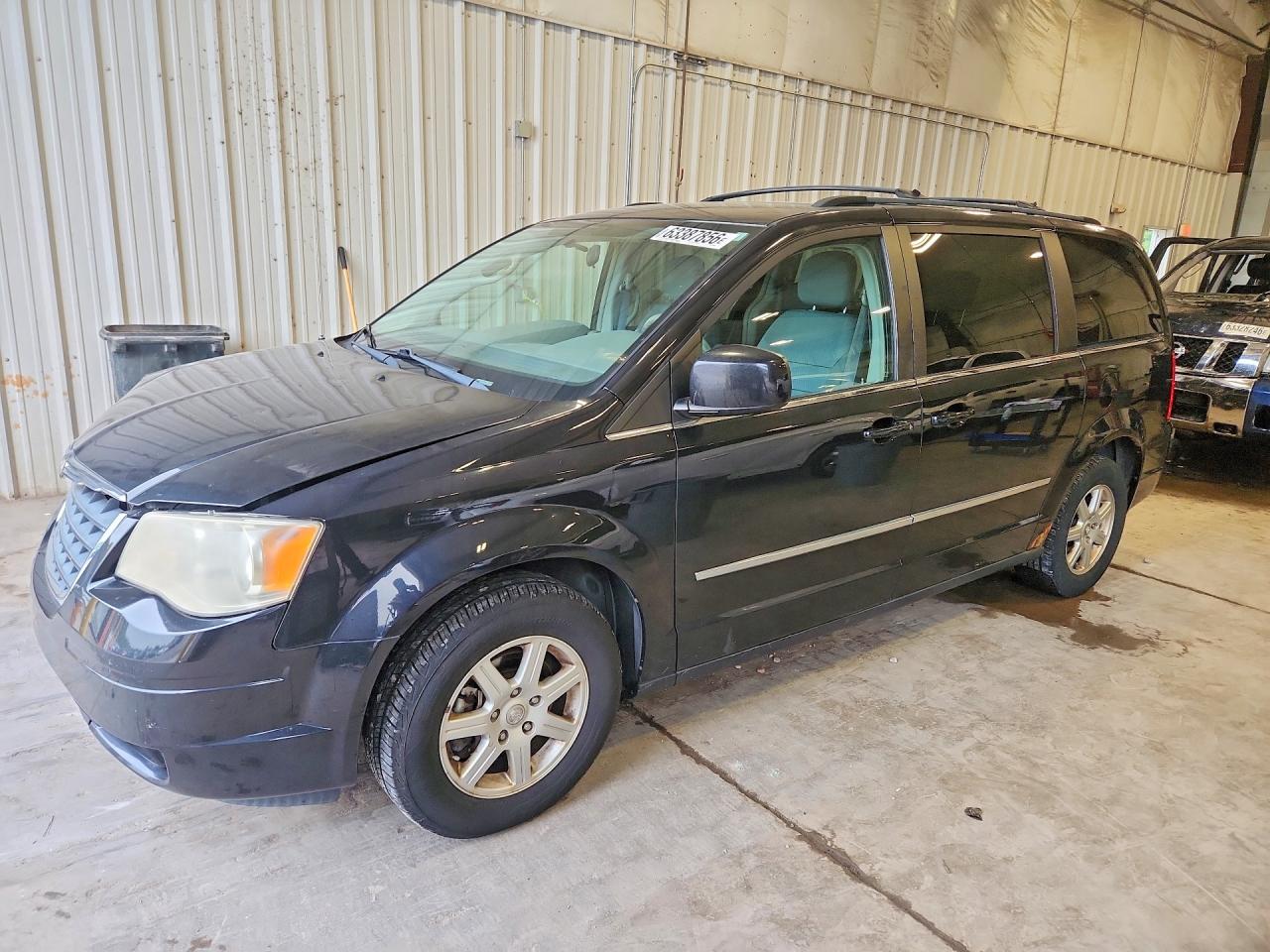 2A4RR5DX4AR359614 · 2010 CHRYSLER TOWN & COUNTRY