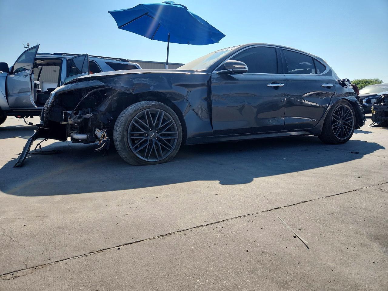 KMTG34LA8KU022701 · 2019 GENESIS G70