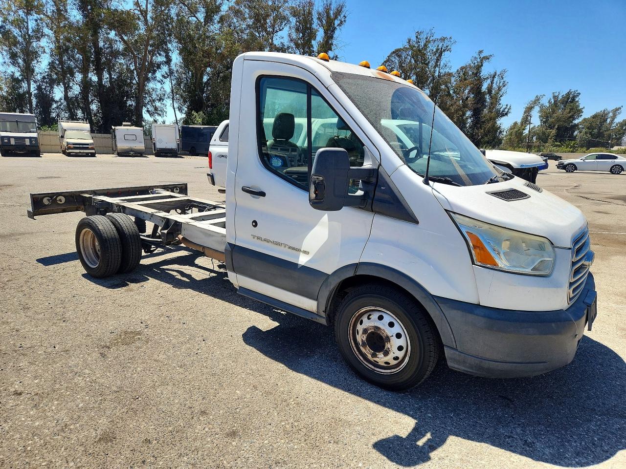1FDRS6ZV3FKA51049 · 2015 FORD TRANSIT · 4/13