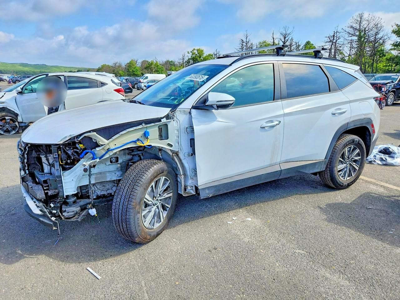 KM8JBCA13NU030483 · 2022 HYUNDAI TUCSON