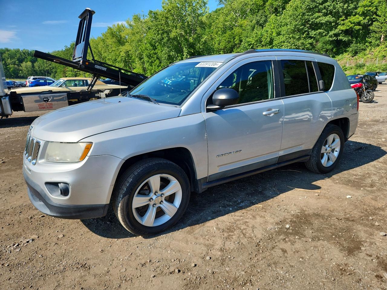 1J4NT1FB1BD162124 · 2011 JEEP COMPASS