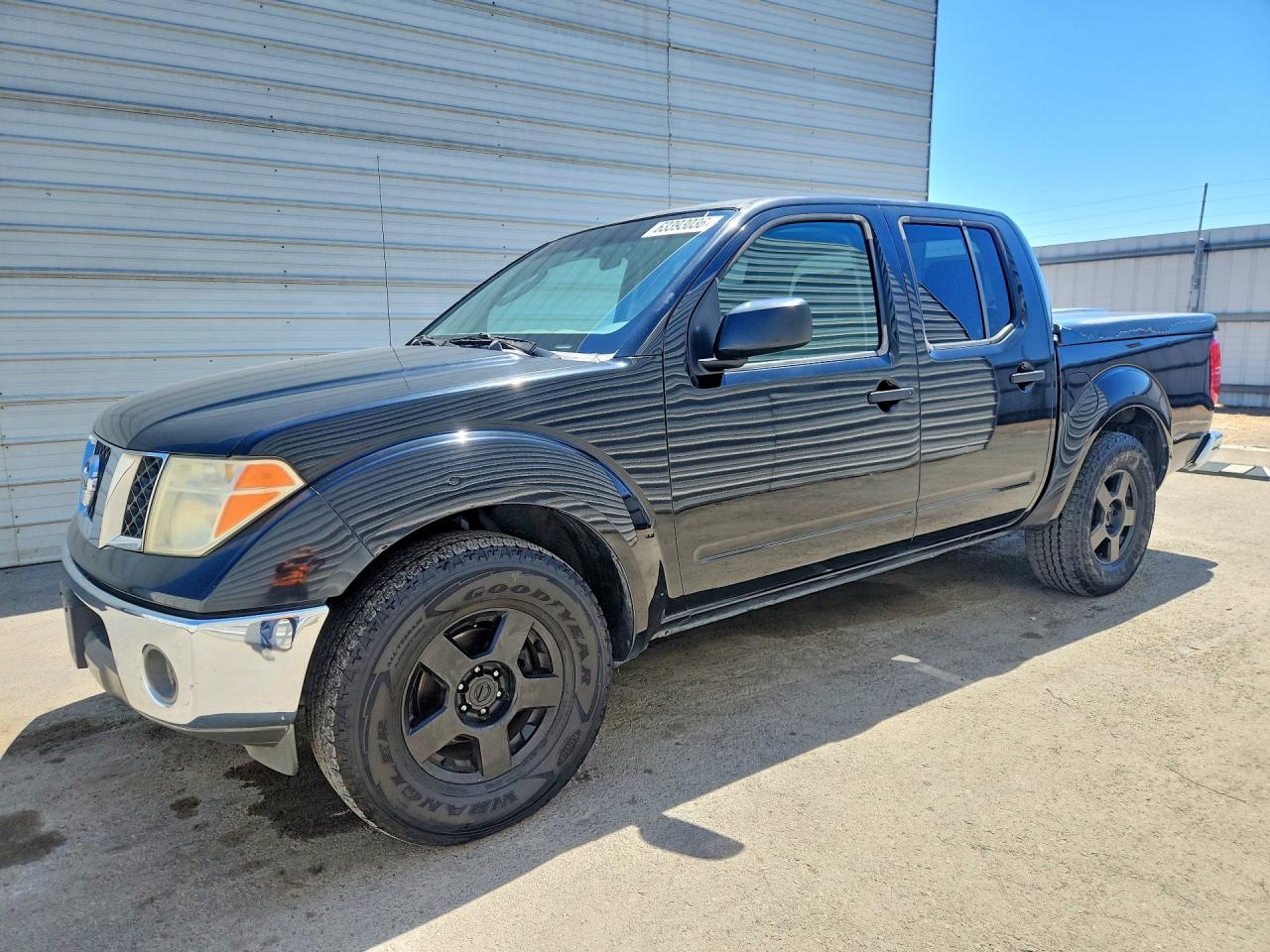 1N6AD07U45C453235 · 2005 NISSAN FRONTIER