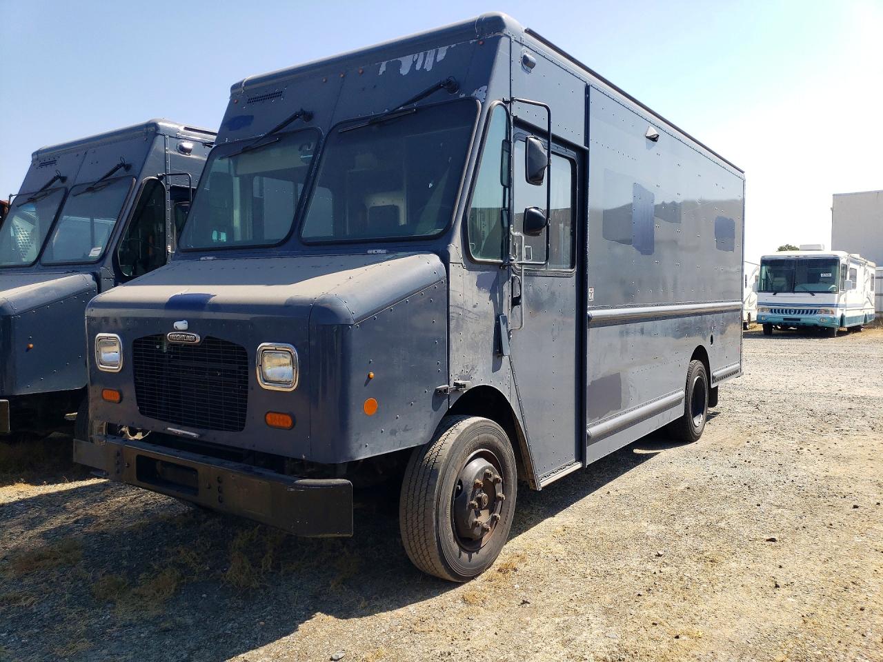 4UZAC2EA4LCLZ7123 · 2020 FREIGHTLINER MT45 CHASSIS
