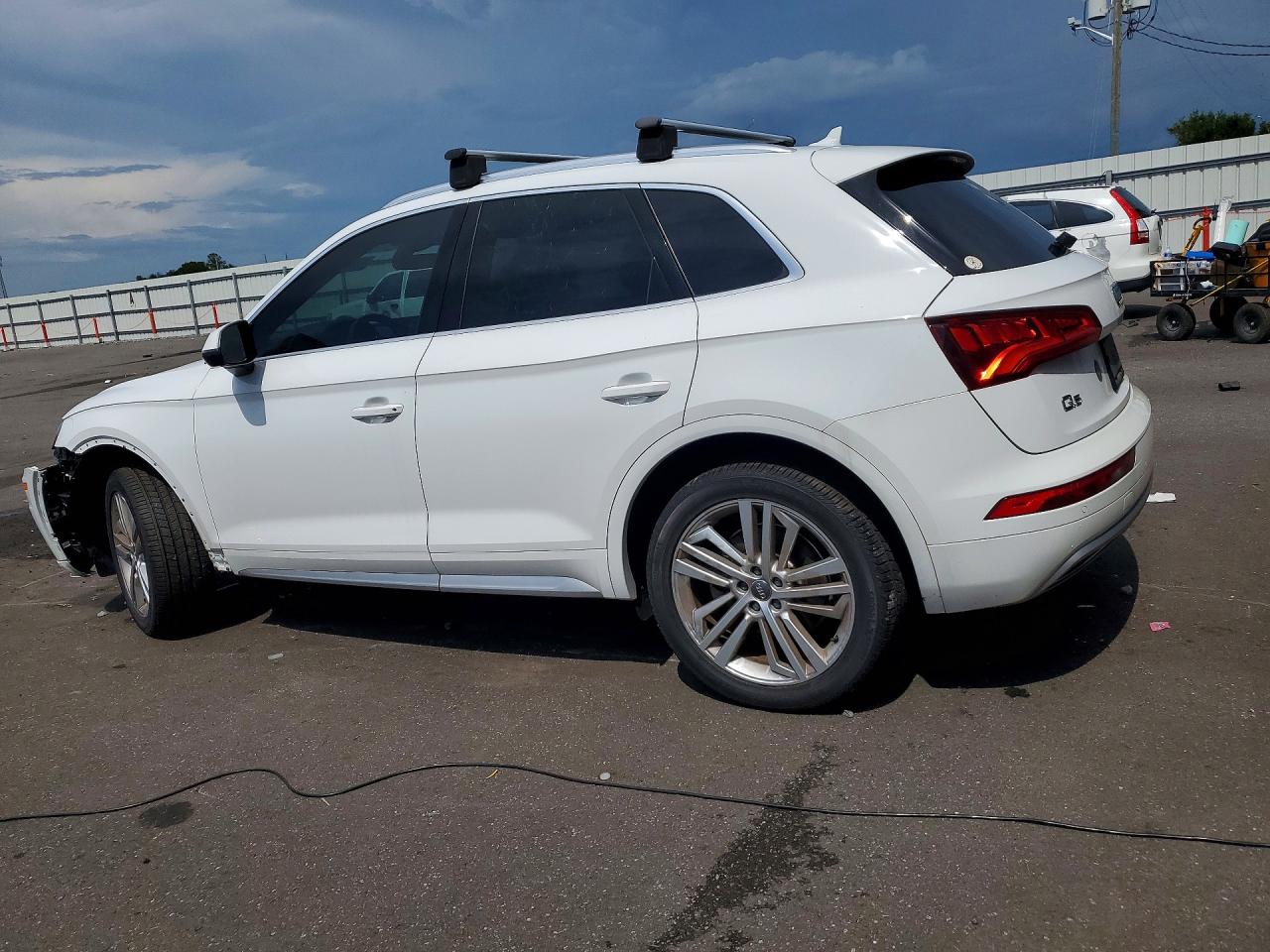 WA1BNAFY9J2244355 · 2018 AUDI Q5 · 2/12