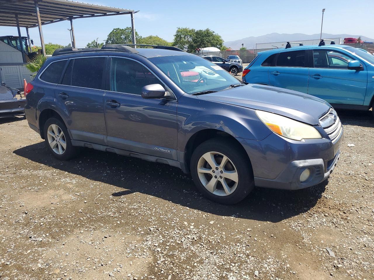 4S4BRBCCXE3203883 · 2014 SUBARU OUTBACK · 4/13