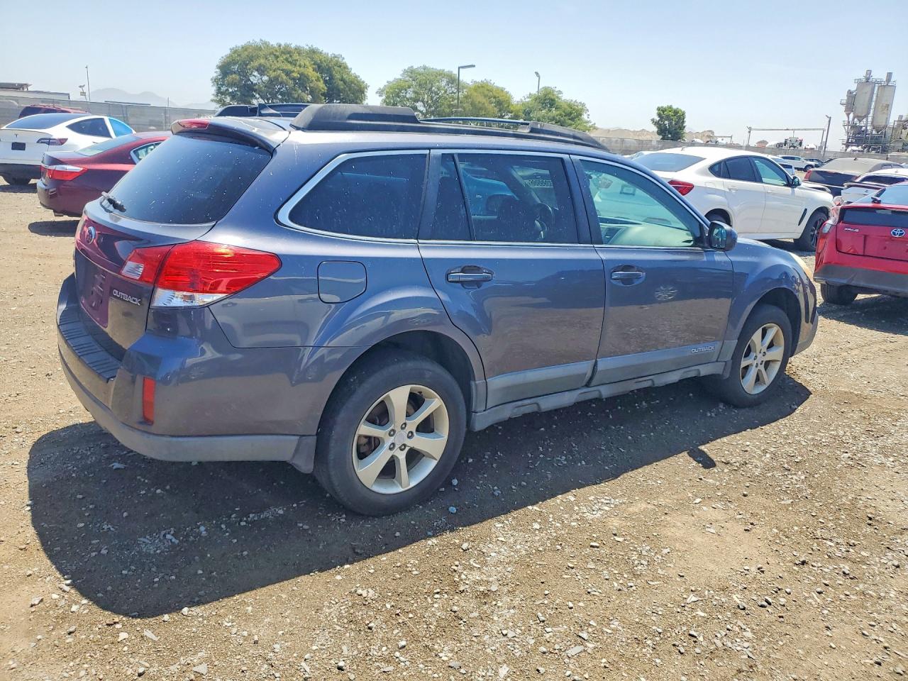 4S4BRBCCXE3203883 · 2014 SUBARU OUTBACK · 3/13