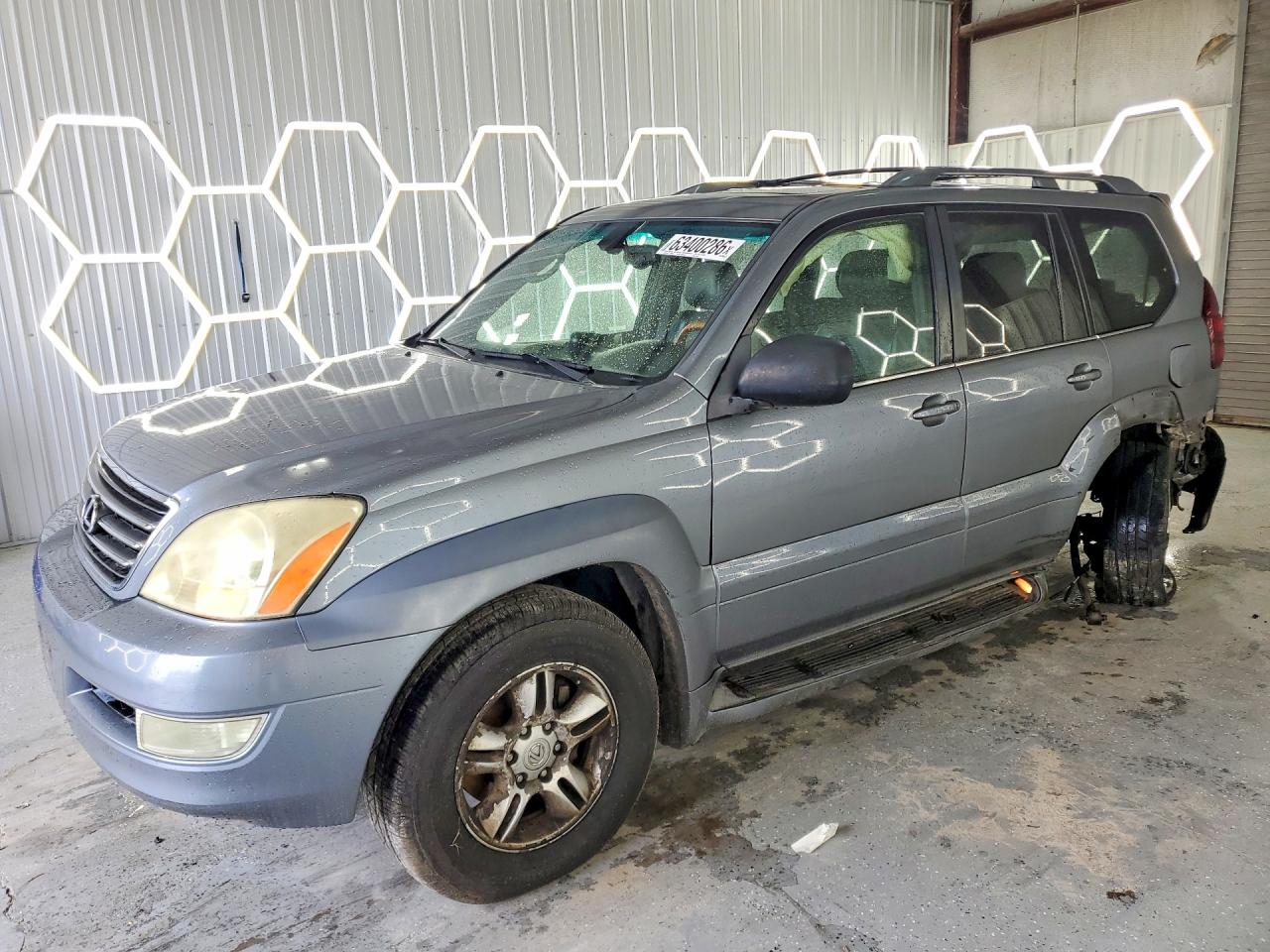 JTJBT20X050075343 · 2005 LEXUS GX