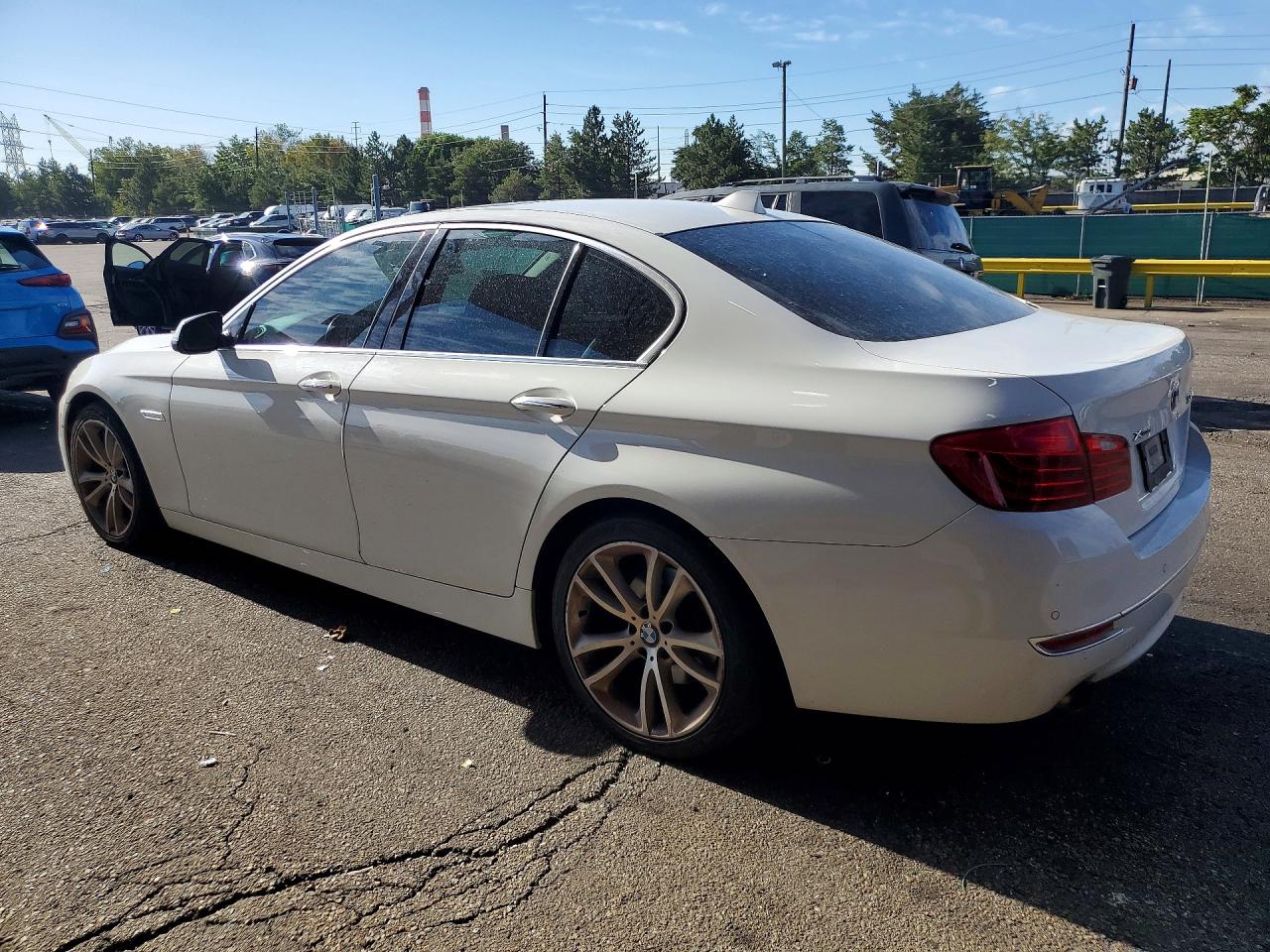 WBA5B3C5XED538937 · 2014 BMW 535 · 2/12