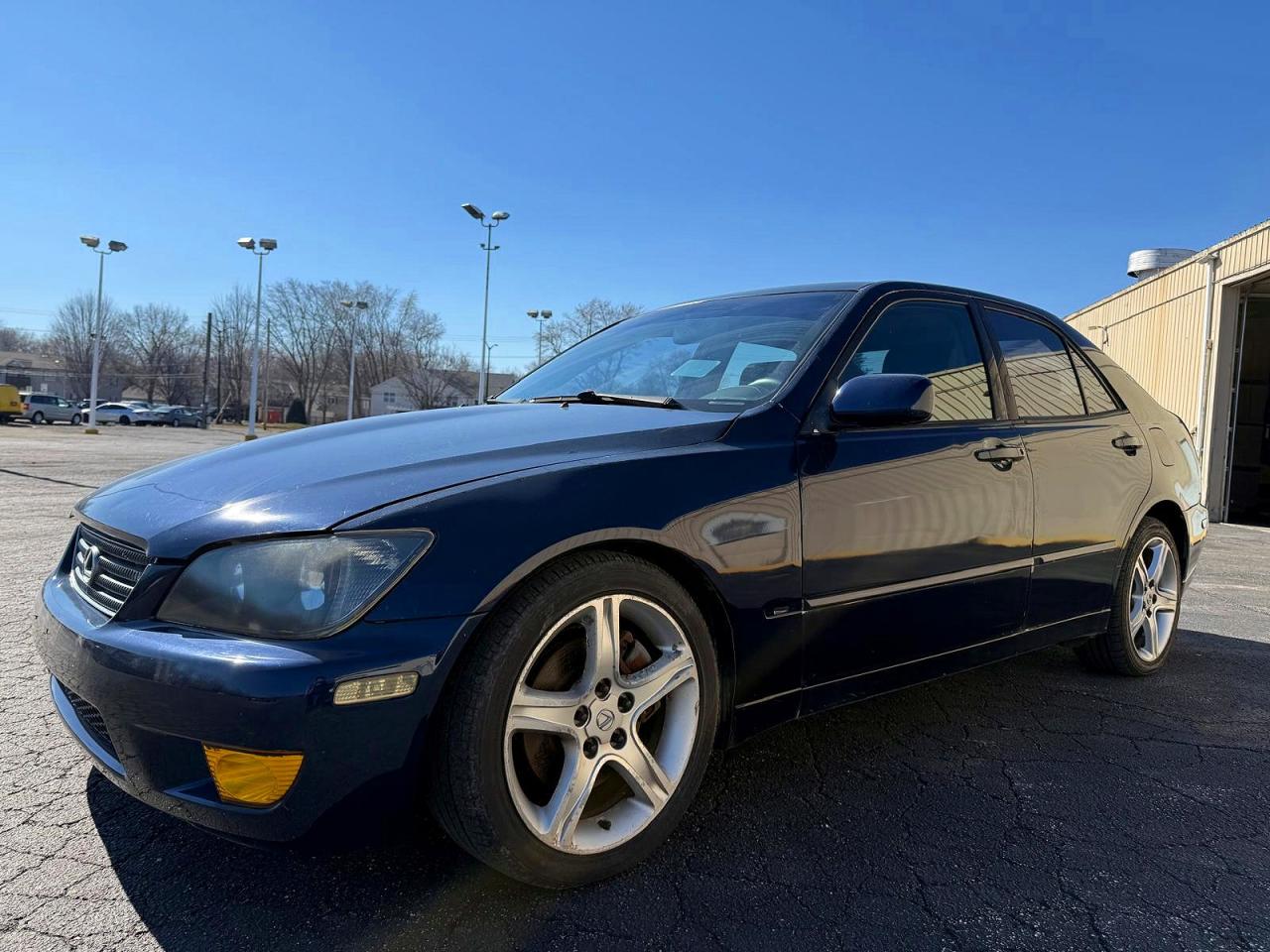 JTHBD192630080348 · 2003 LEXUS IS