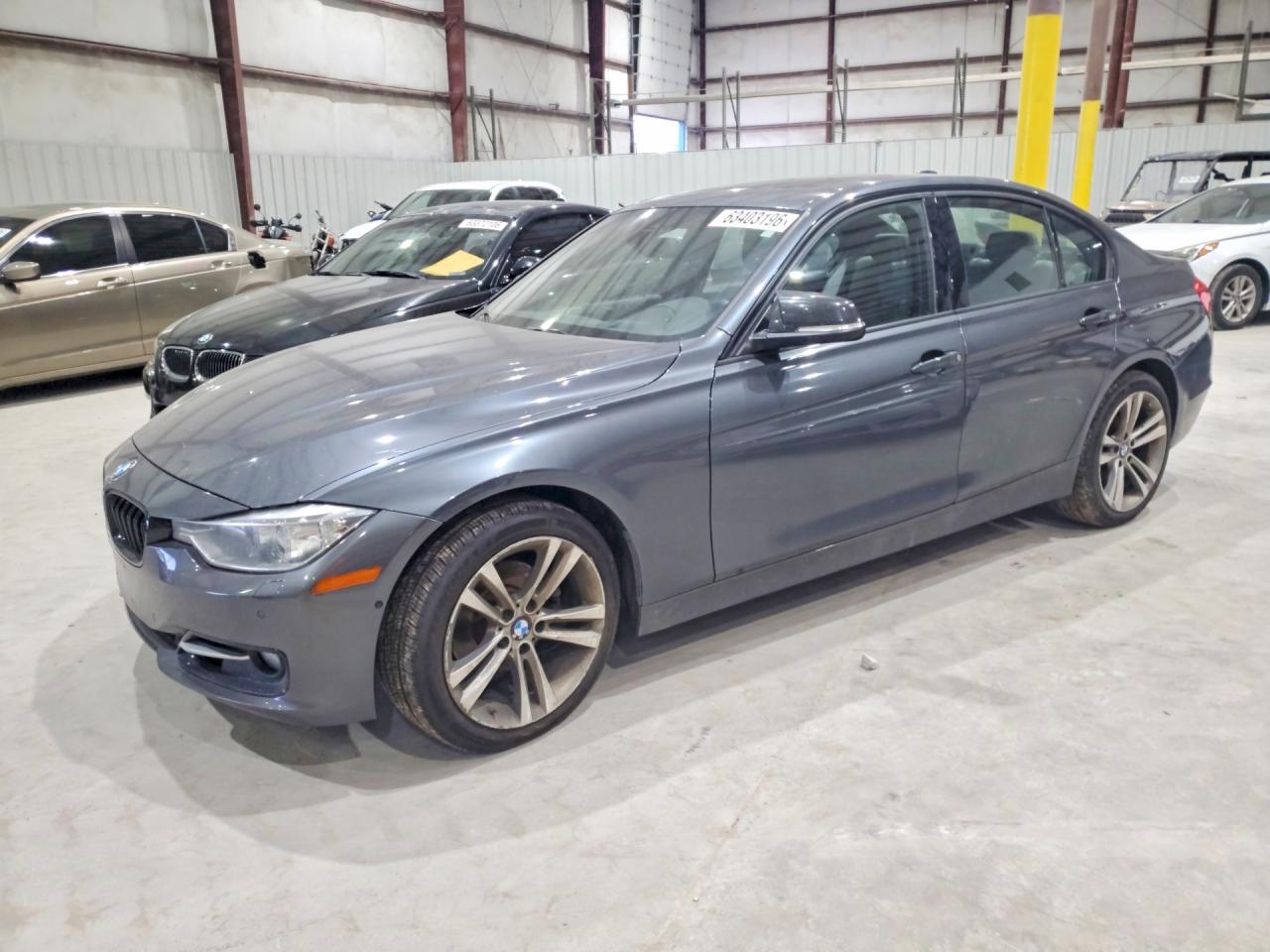 WBA3B3C50DF538987 · 2013 BMW 328