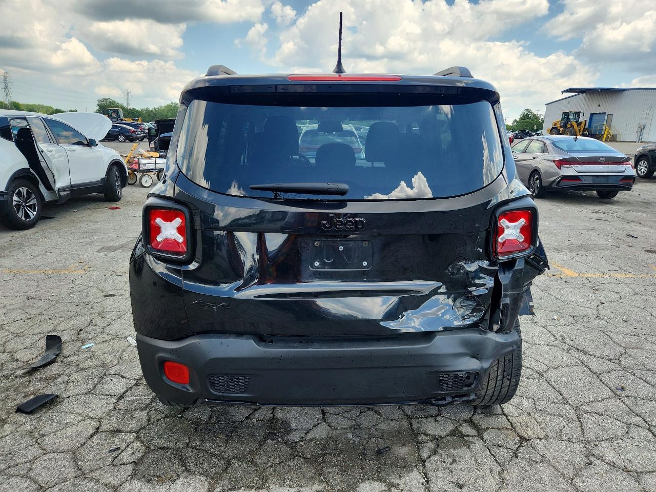 ZACCJBBT7GPD59640 · 2016 JEEP RENEGADE · 6/12