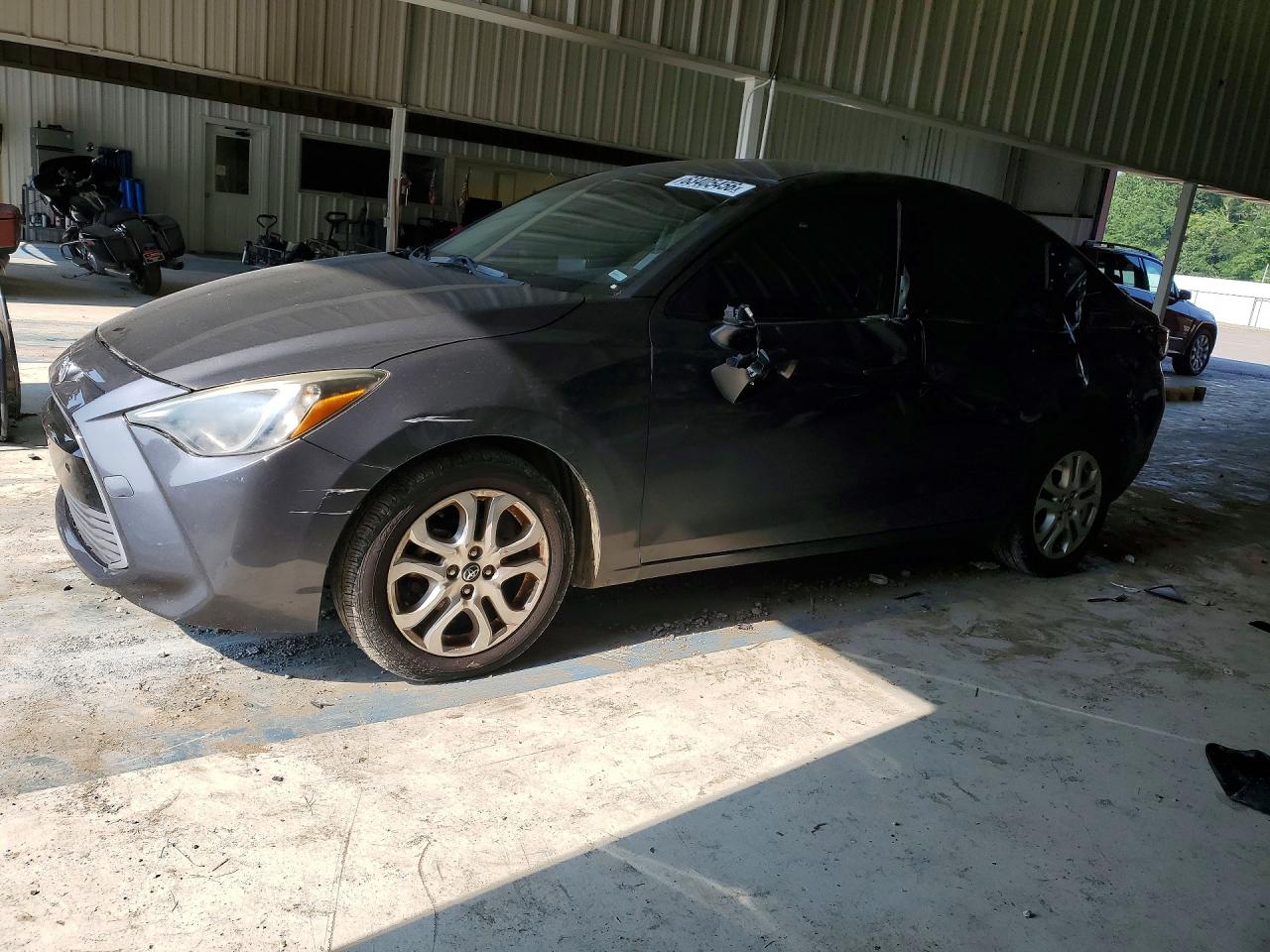 2017 TOYOTA YARIS IA