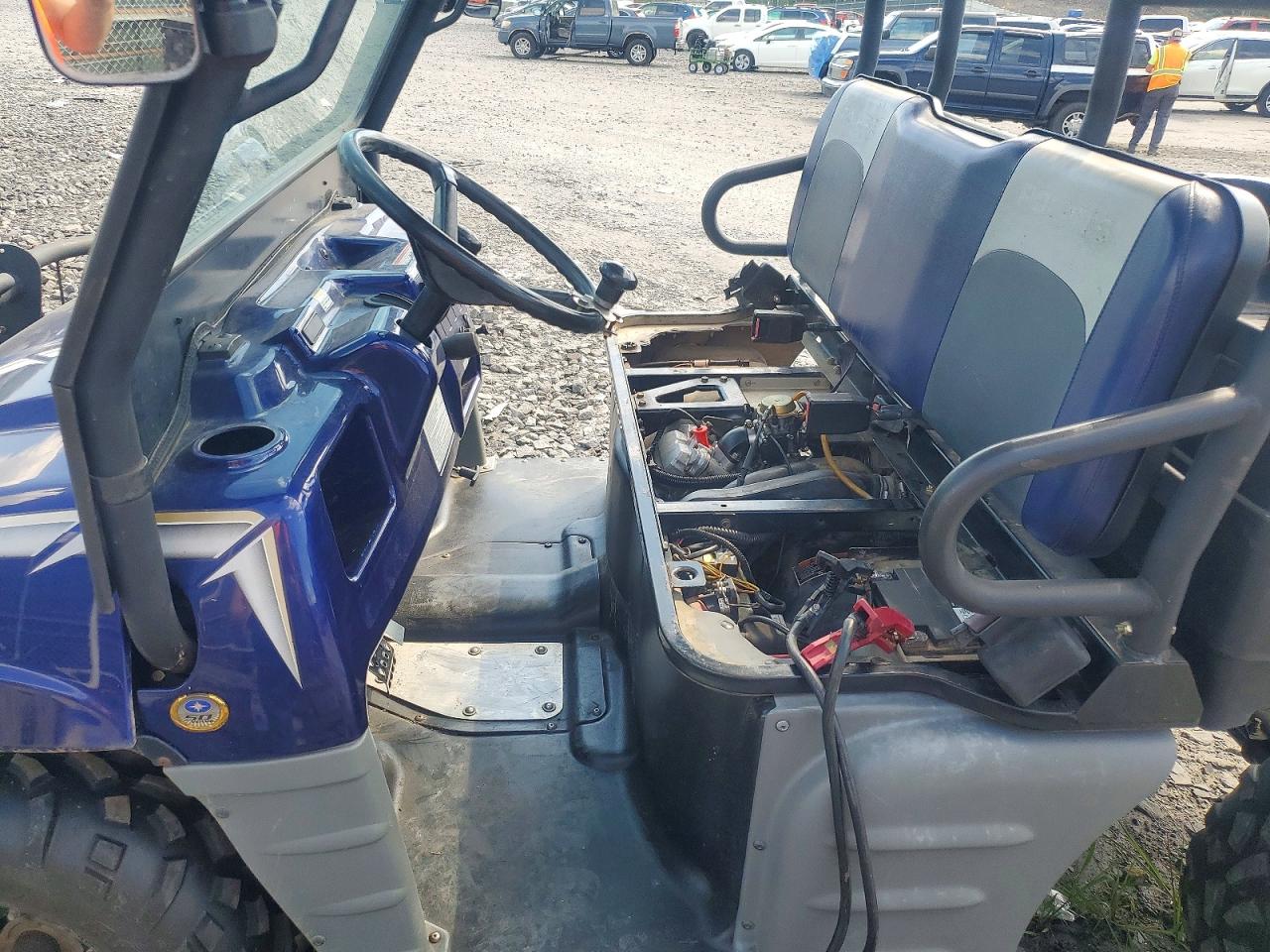 4XARD50A24D439868 · 2004 POLARIS RANGER · 8/10