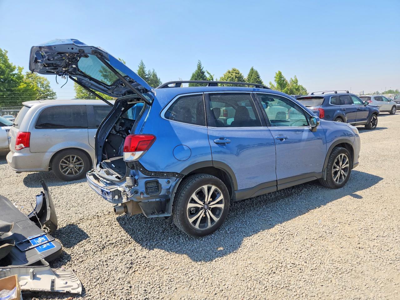 JF2SKAPC2PH547602 · 2023 SUBARU FORESTER · 3/14